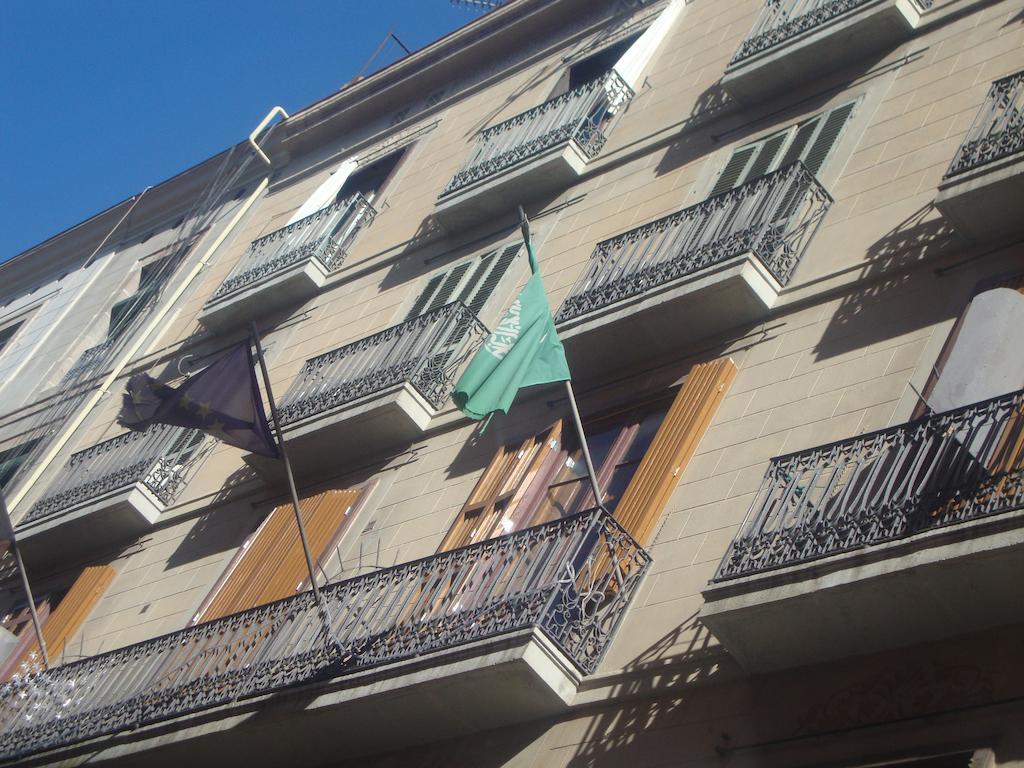 Hostel Turisol Barselona Dış mekan fotoğraf