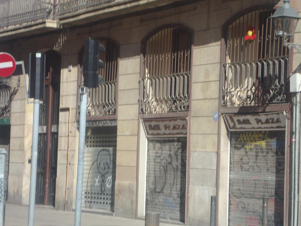 Hostel Turisol Barselona Dış mekan fotoğraf
