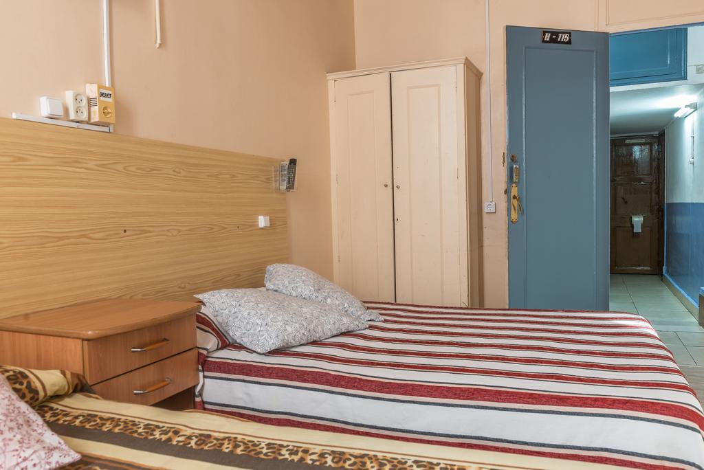 Hostel Turisol Barselona Dış mekan fotoğraf